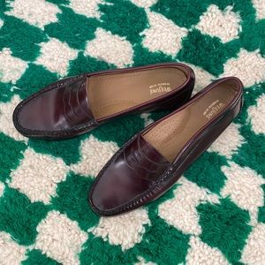 G.H. bass Logan Weejuns - Burgundy